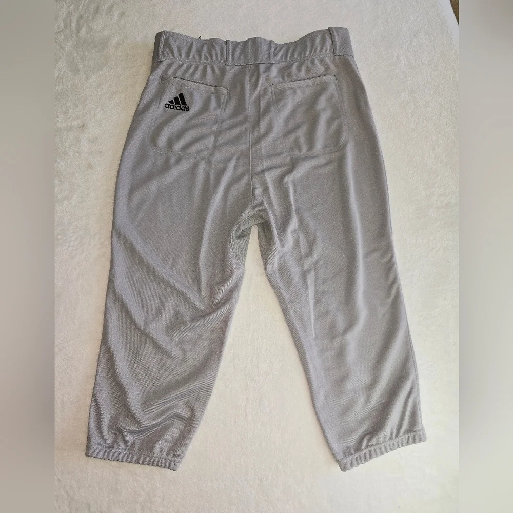 NWOT Adidas Baseball Pants, Cropped, size Large, grey.